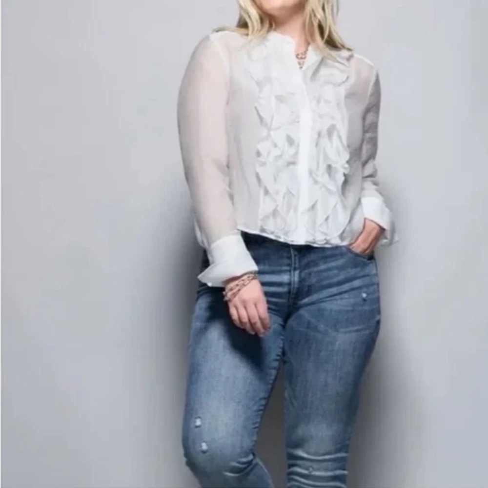 NWT $109 Cabi #4537 Noble Blouse L White Silky Ruffle Fall 2023 Long Sleeves - Picture 2 of 7